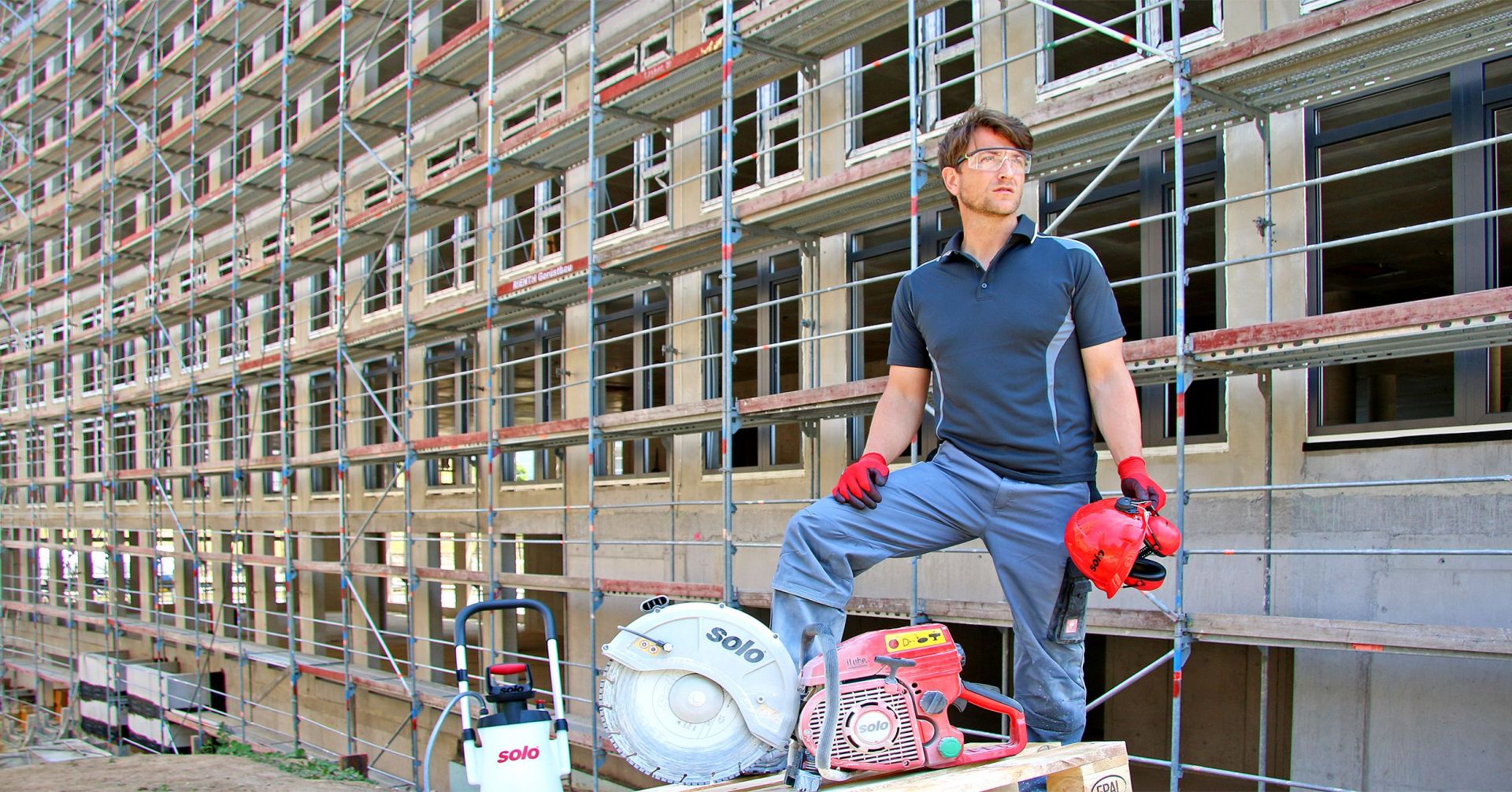 SOLO cut-off machines on the construction site – cut effortlessly ...